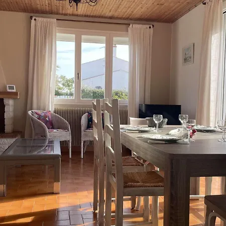 Maison Avec Jardin Clos Près De La - 5 Couchages, 3 étoiles, Ménage Inclus - Fr-1-224b-474 Barbâtre